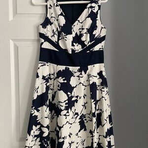 Gorgeous Blue/White Party Dress